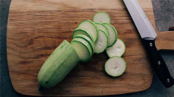 西葫芦开放式三明治