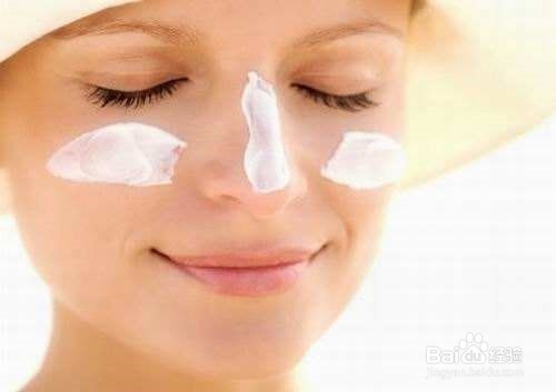 初学化妆者的简易化妆法