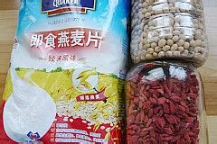 豆浆枸杞燕麦粥