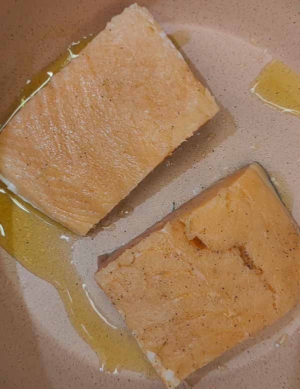 柠檬蒜香三文鱼