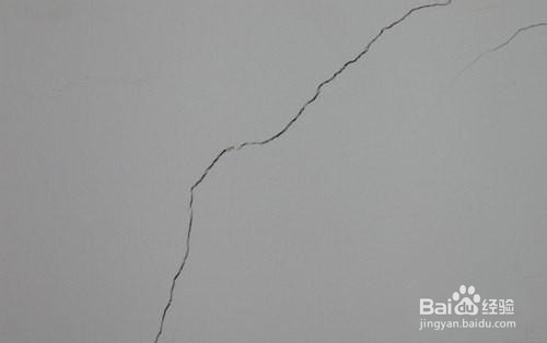 墙面开裂怎么处理