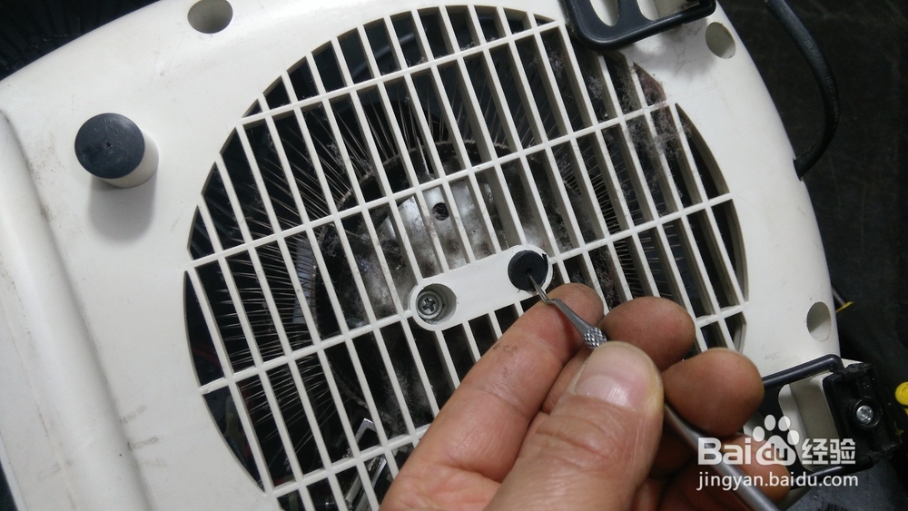 美的NGF9-D多功能取暖器不通电故障维修小经验