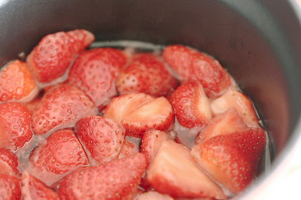 抹茶芝士草莓牛乳