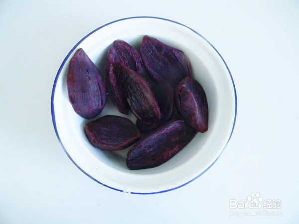 如何做紫薯面包块?