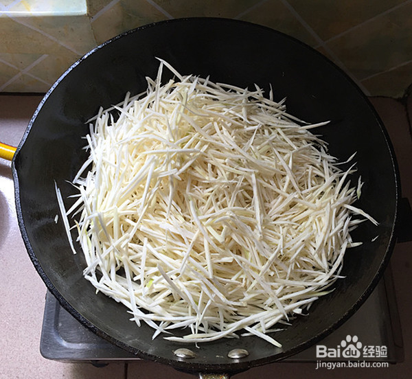 茭白炒牛肉丝的制作方法