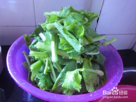 焖春菜的做法