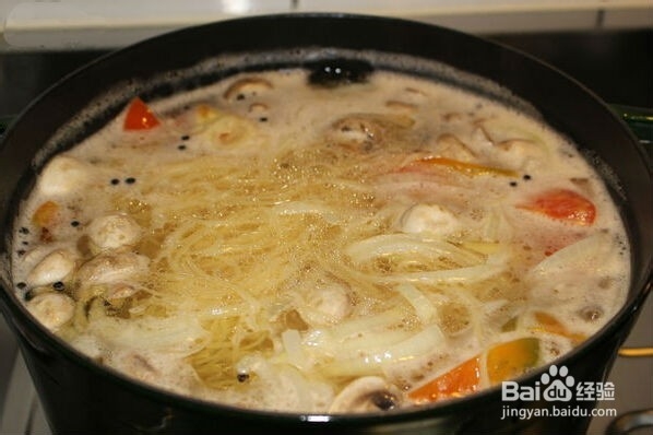 面食料理之香肠鸡肉意大利细面