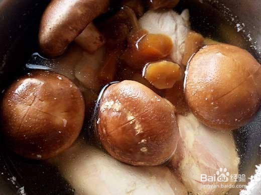 私房食谱:菜心香菇鸡汤