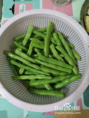 食补佳品四季豆焖面的做法