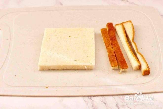怎么样做美味好吃的香蕉蓝莓吐司卷