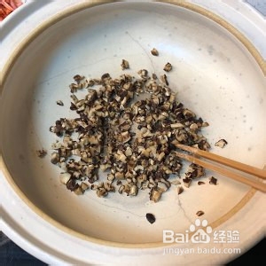 藜麦香菇鸡茸粥制作攻略