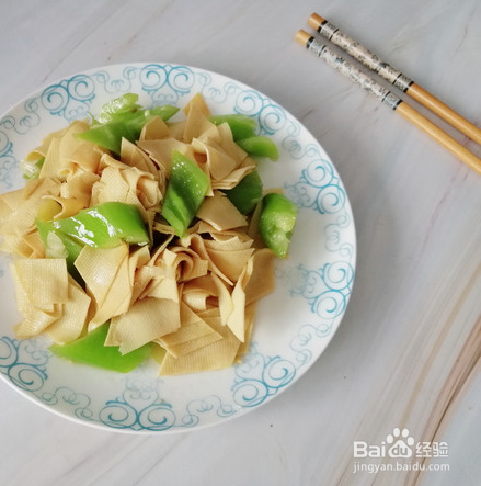 怎么做尖椒炒豆腐皮的技巧