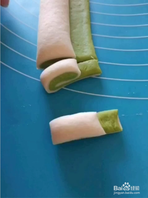 如何蒸出好看的蝴蝶花卷