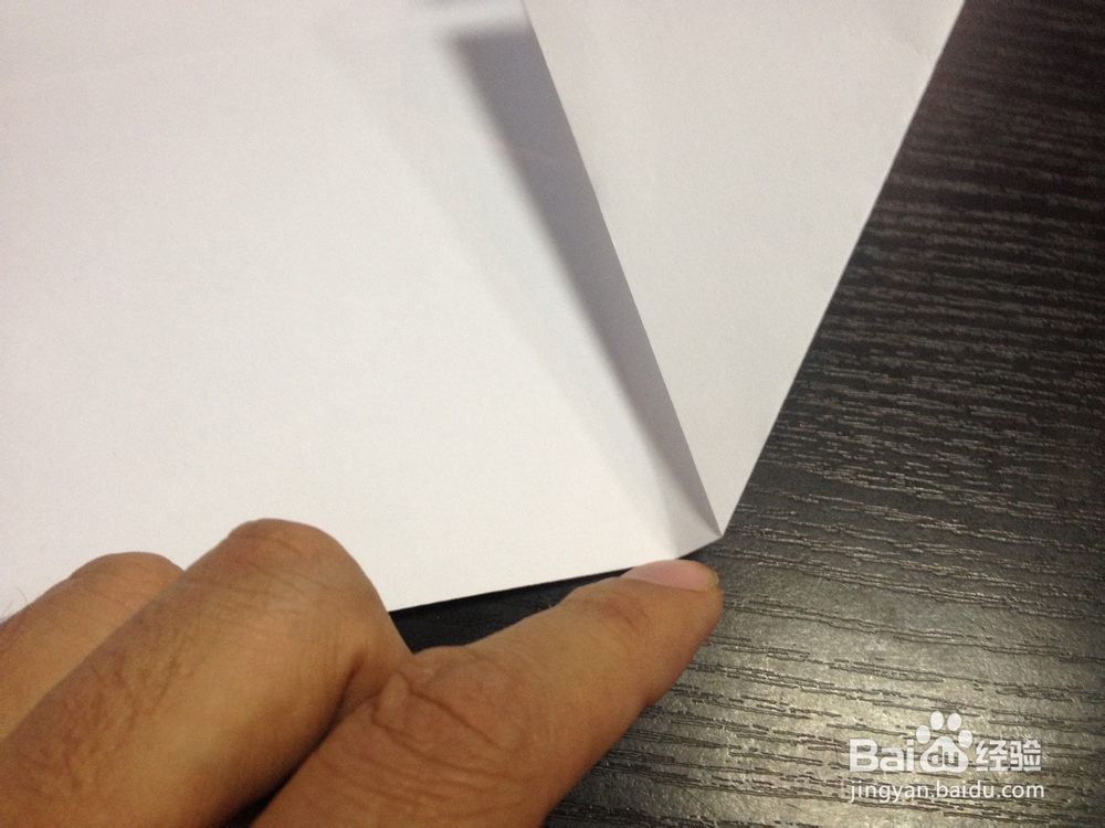 教宝宝叠纸飞机