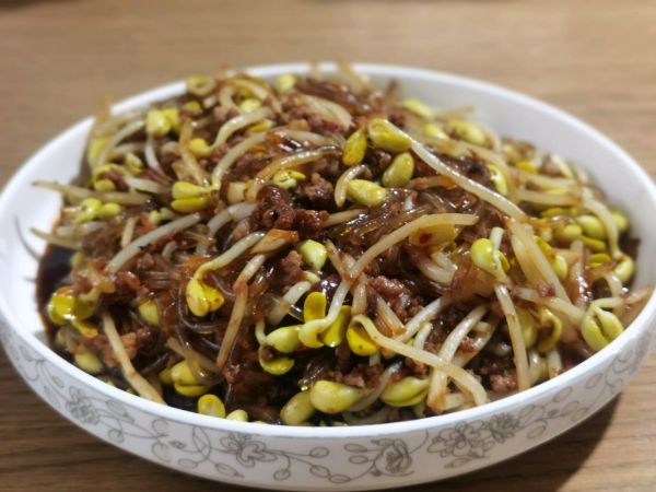 肉沫粉条黄豆芽