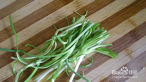 鸡蛋油条炒米饭的做法