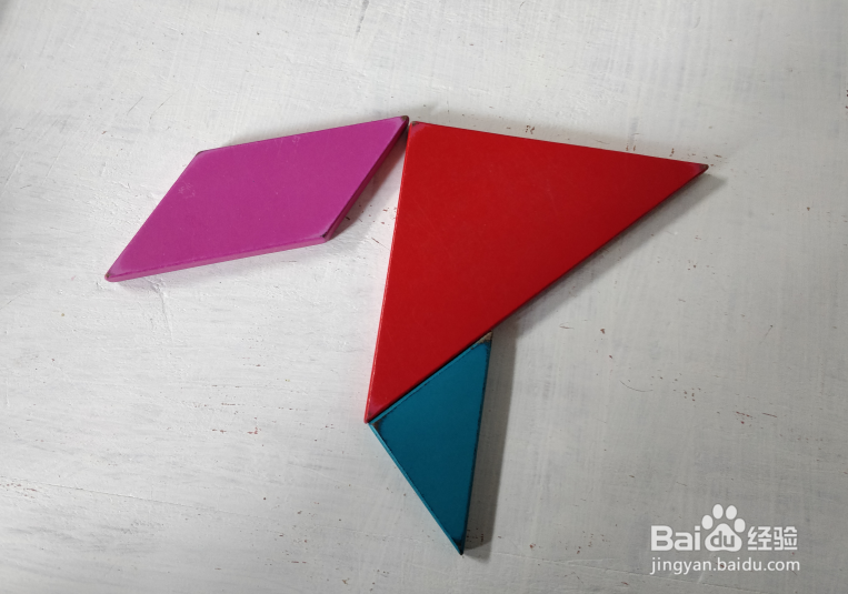 用七巧板怎样拼一只兴奋跳跃的狗?