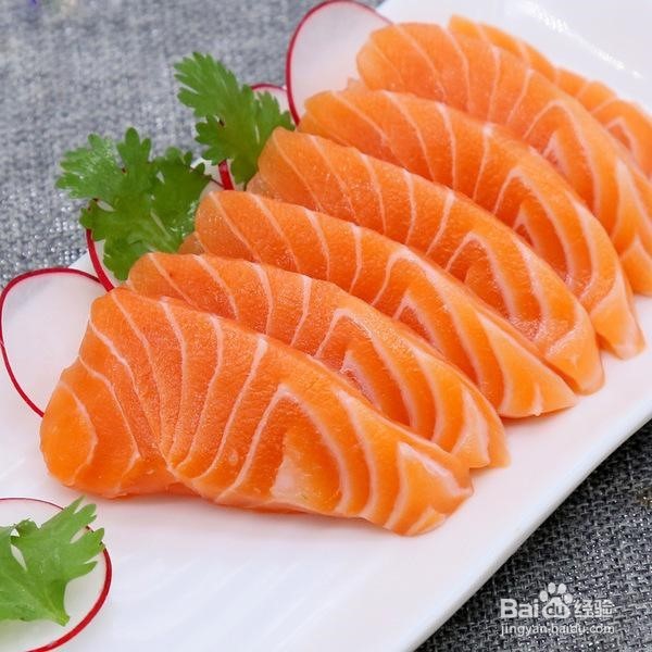 在喝红酒时,禁忌吃哪些食物?