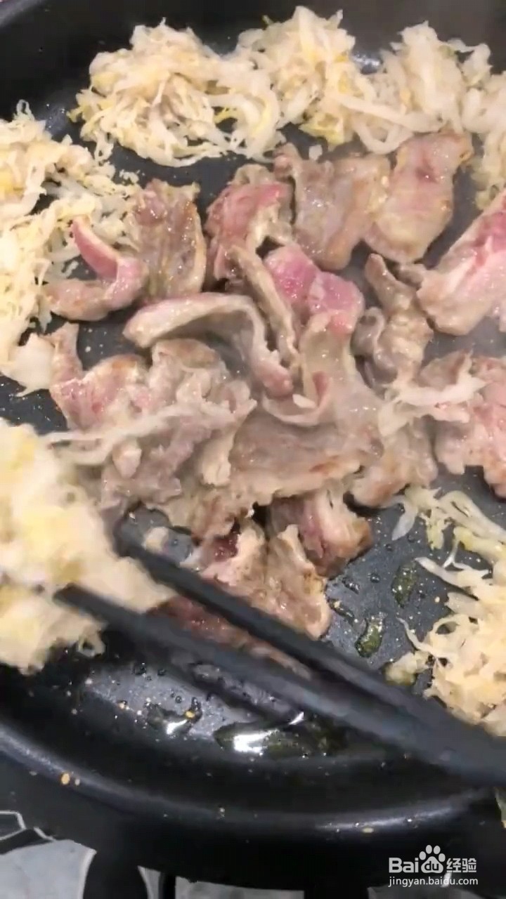 怎么做好吃的酸菜牛肉？