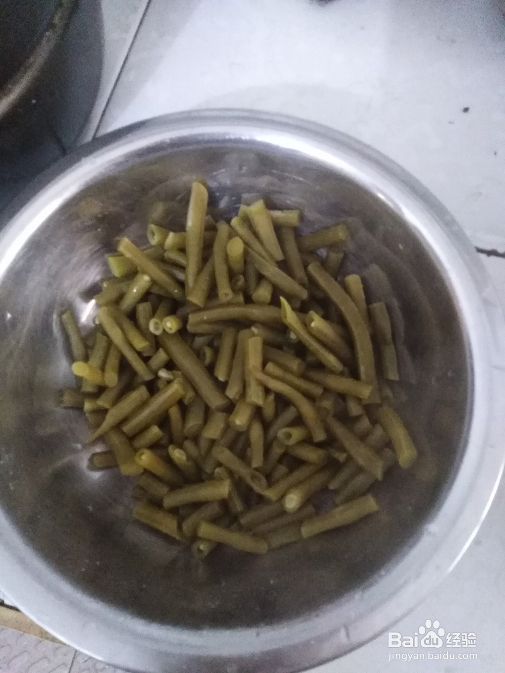 猪大肠如何炒酸豆角?