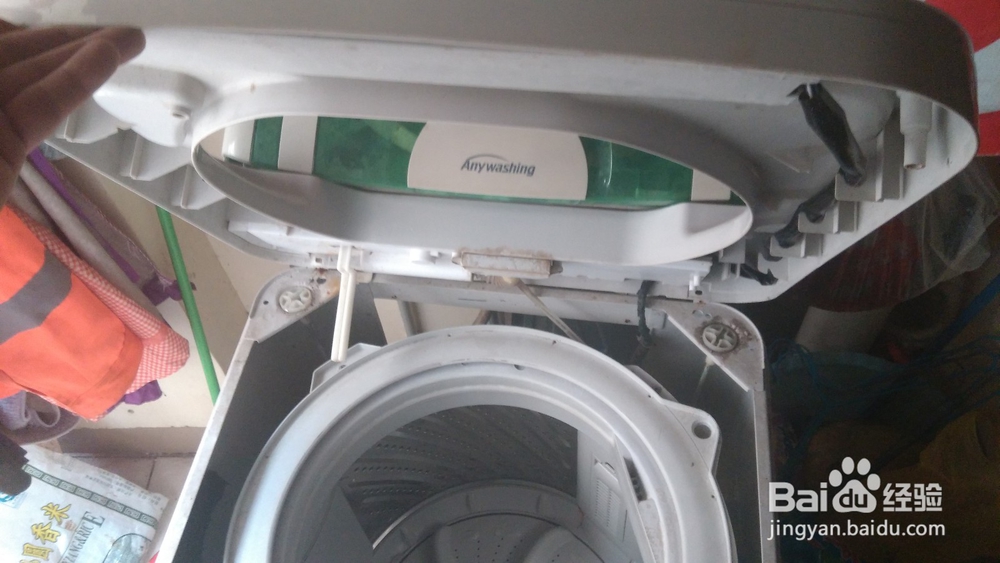 美的洗衣机脱水时发生不断的撞桶故障维修小经验