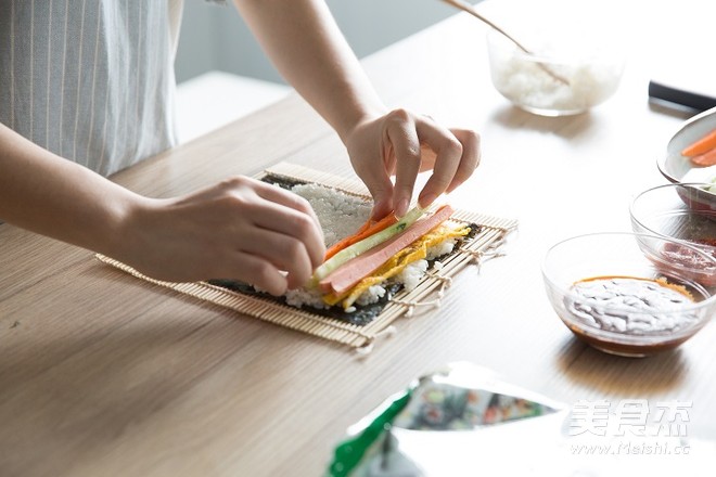 家常易做寿司卷