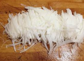 白萝卜豆腐圆子汤的做法