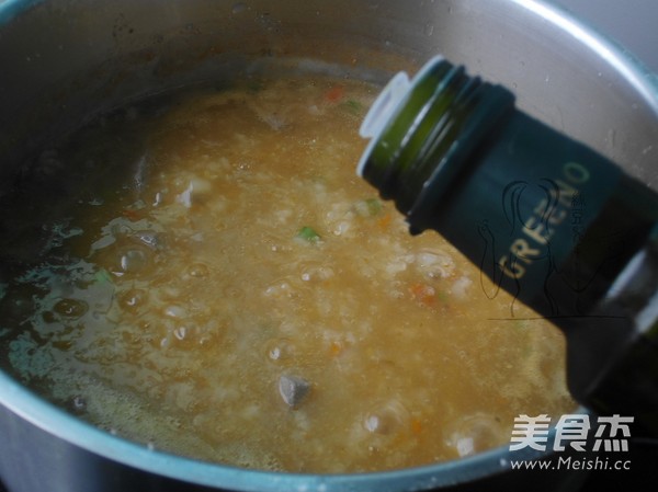 枸杞猪肝养生粥