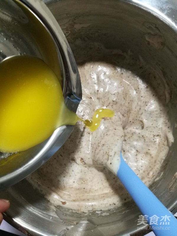 巧克力豆甜甜圈蛋糕