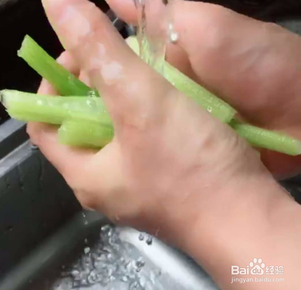 在家里普通蒜蓉泥虾的做法,好吃简单