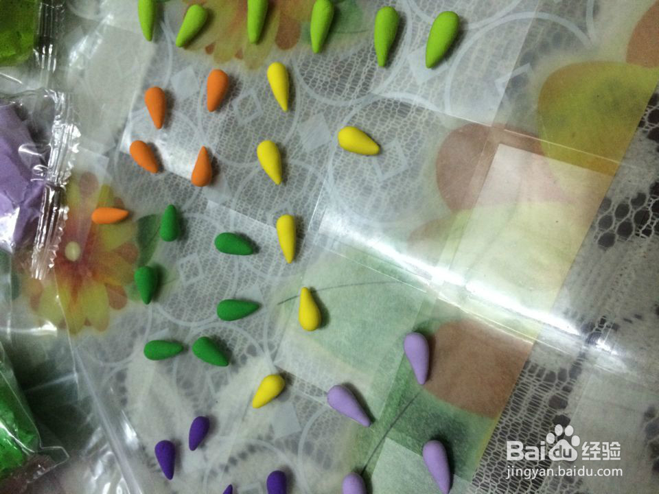 可爱七彩的刺猬