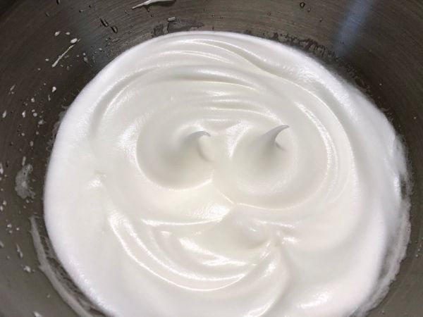 蜂蜜椰蓉舒芙蕾蛋糕