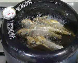 香煎小黄鱼的做法