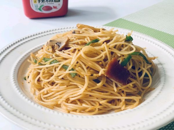 火腿口蘑炒意面