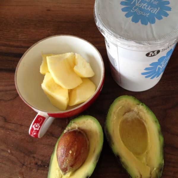 香甜牛油果奶昔