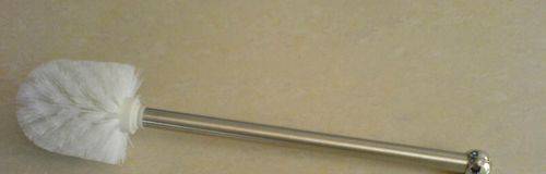 怎样清除马桶污垢