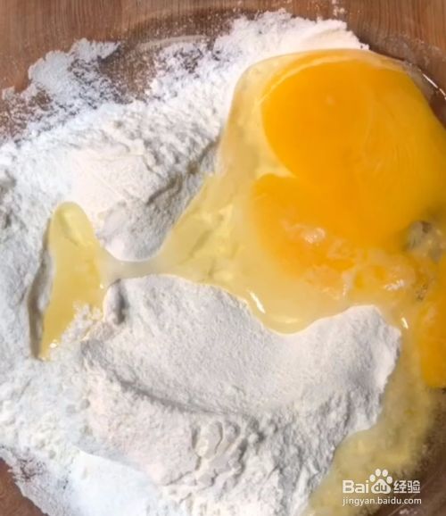 鸡蛋香肠早餐饼的做法