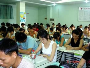 报考二级建造师要多少钱