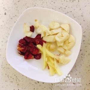 酸辣包菜的做法