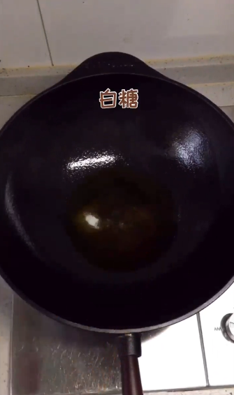 炒糖色版可乐鸡翅怎么做