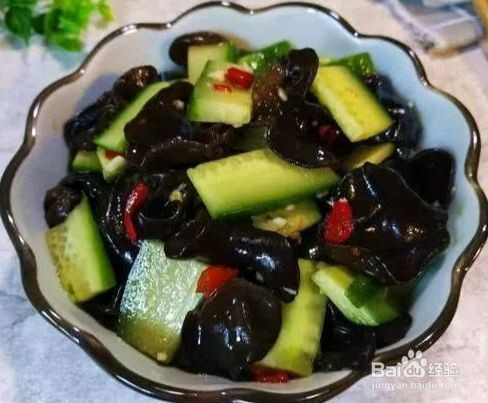黑木耳拌黄瓜的做法