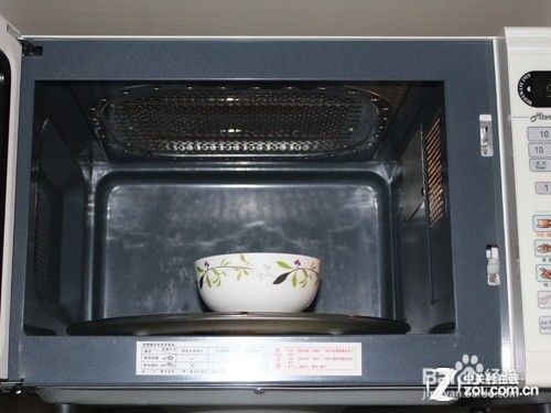 利用白醋如何清洗微波炉
