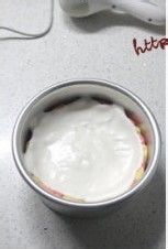 荔枝杨梅慕斯蛋糕的做法