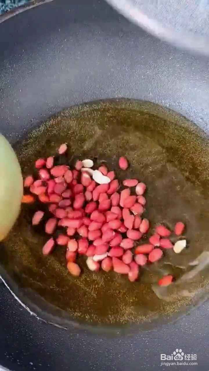 如何制作好吃的宫保鸡丁？