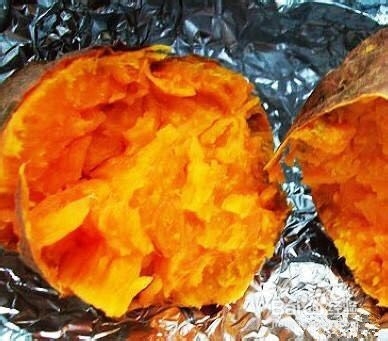 如何微波炉烤地瓜