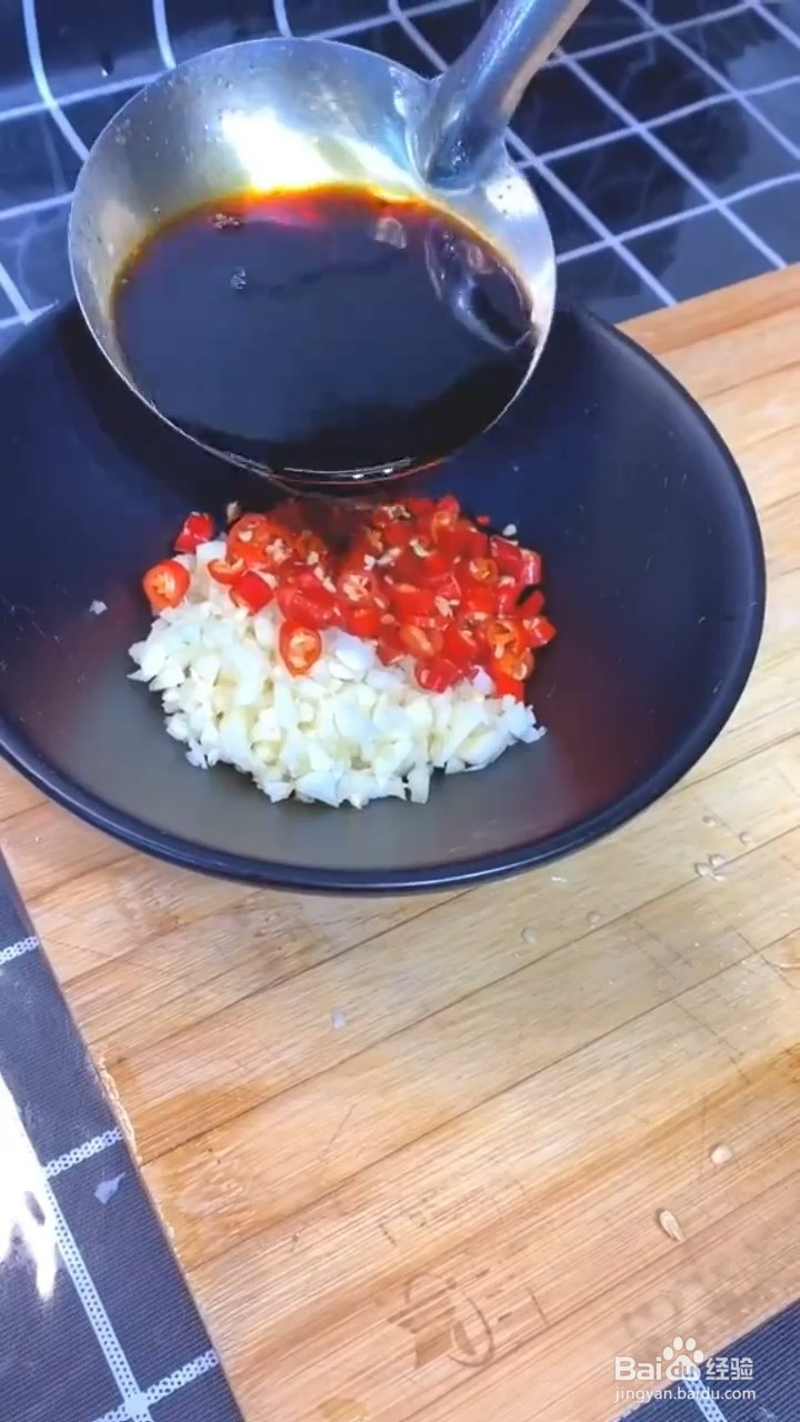 如何制作好吃的家庭版凉拌豆角