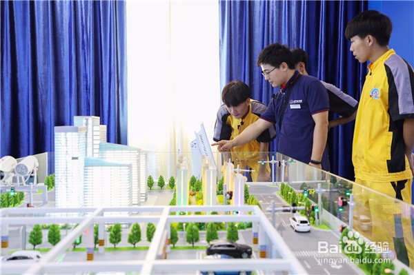 考不上高中学技术也有好出路