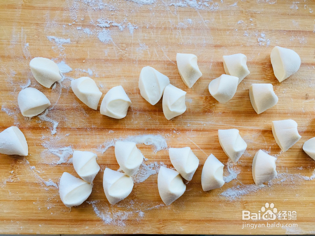 槐花肉水饺的做法