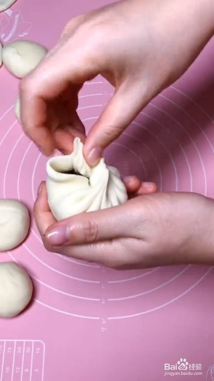 如何制作好吃的红糖馅面饼