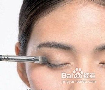 如何化大地色系眼影妆